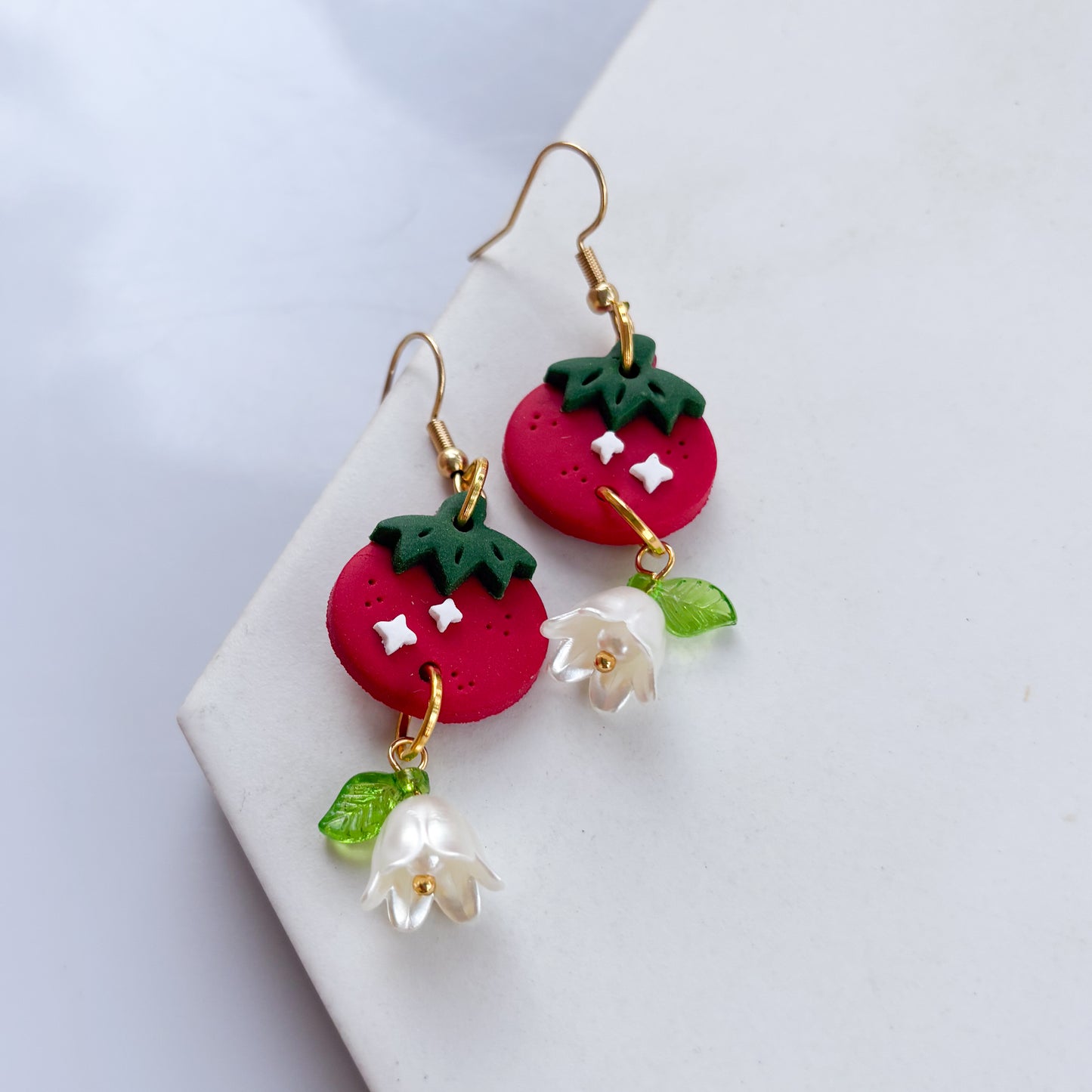 TOMATO EARRINGS