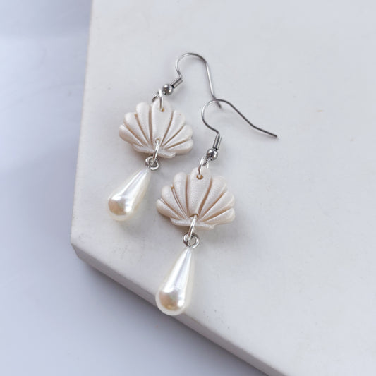 SHELL & PEARL EARRINGS