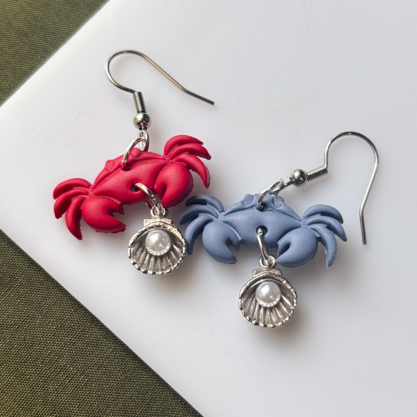 CRAB MISMATCHED EARRINGS