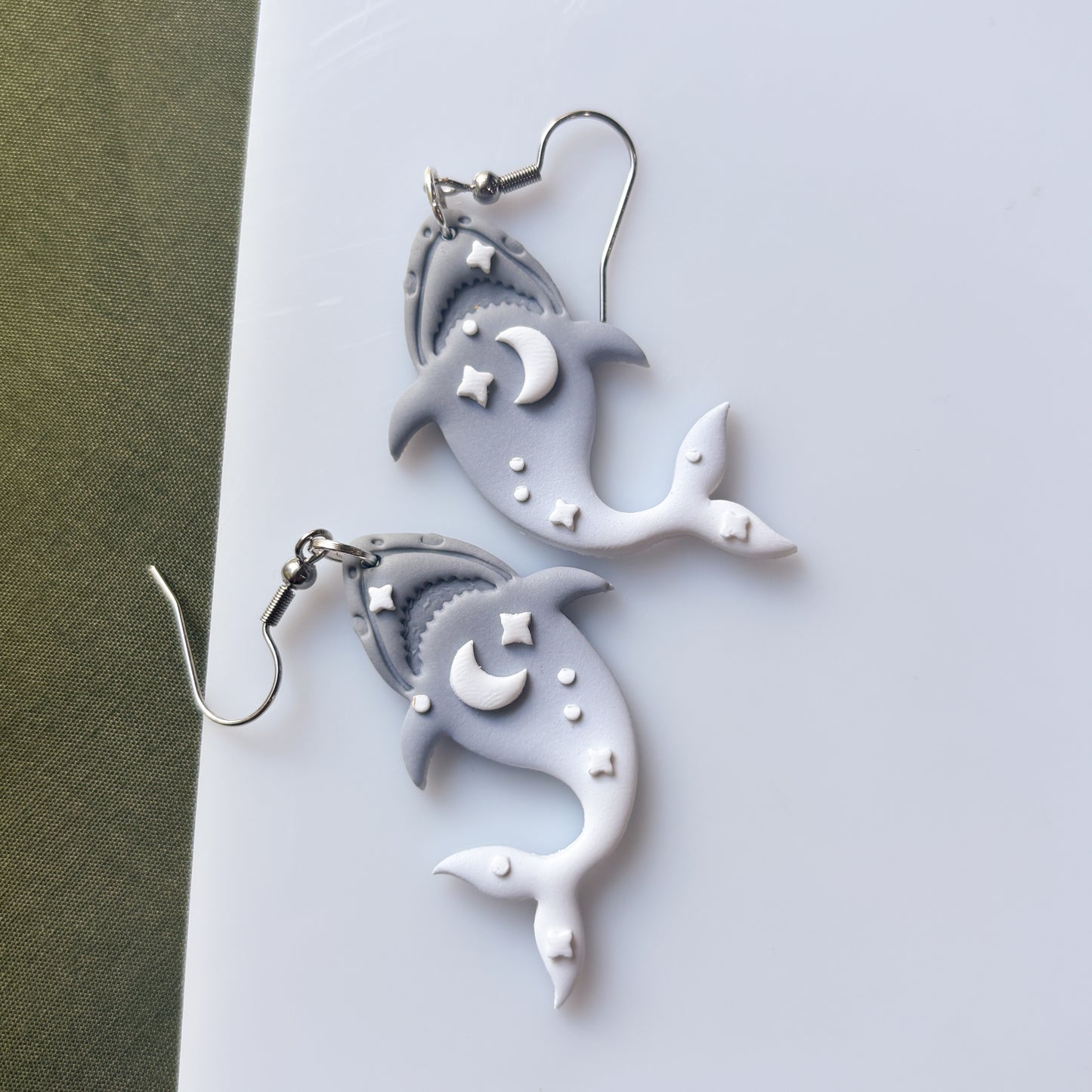 GREY & MOON SHARK EARRINGS