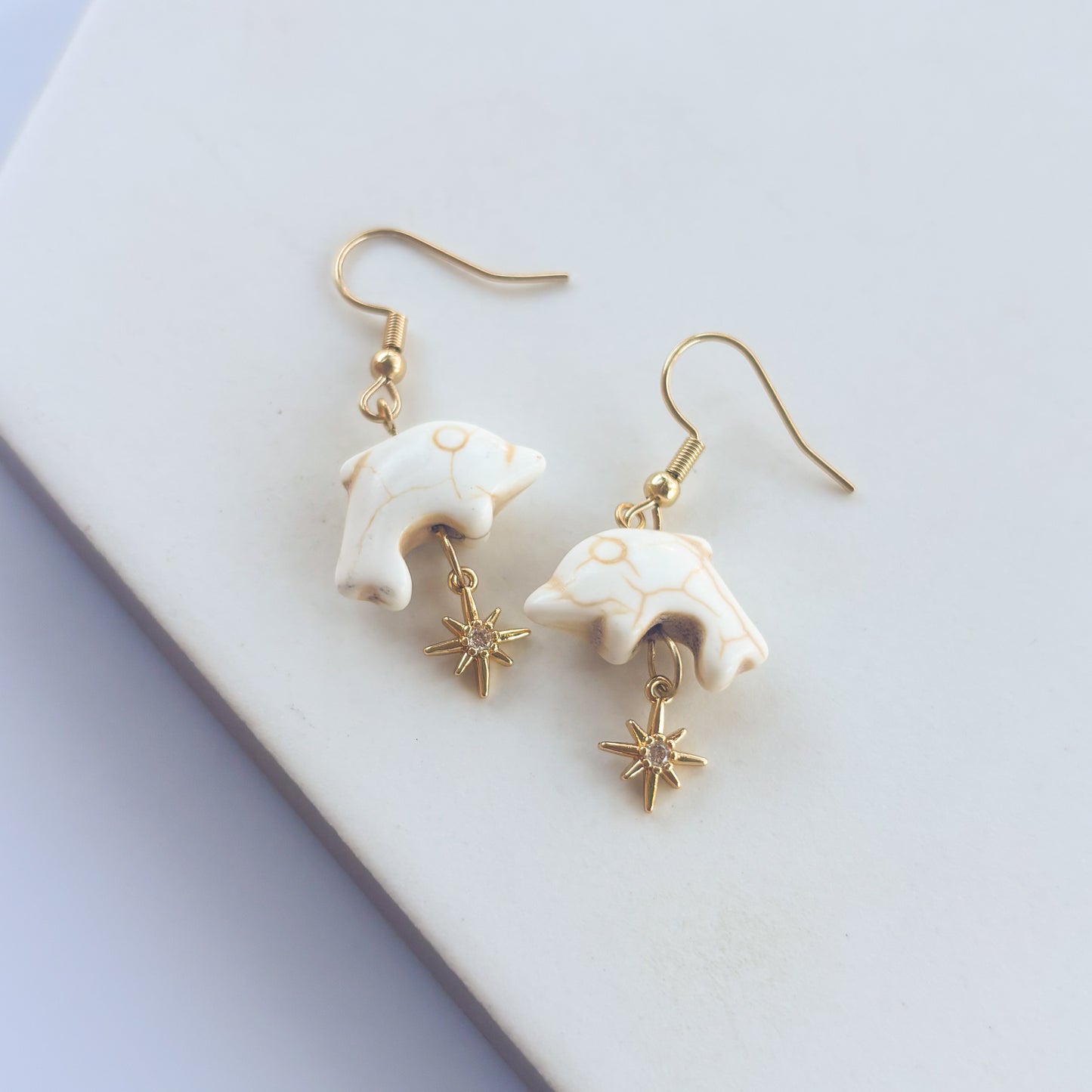 DOLPHIN & STAR CHARM EARRINGS