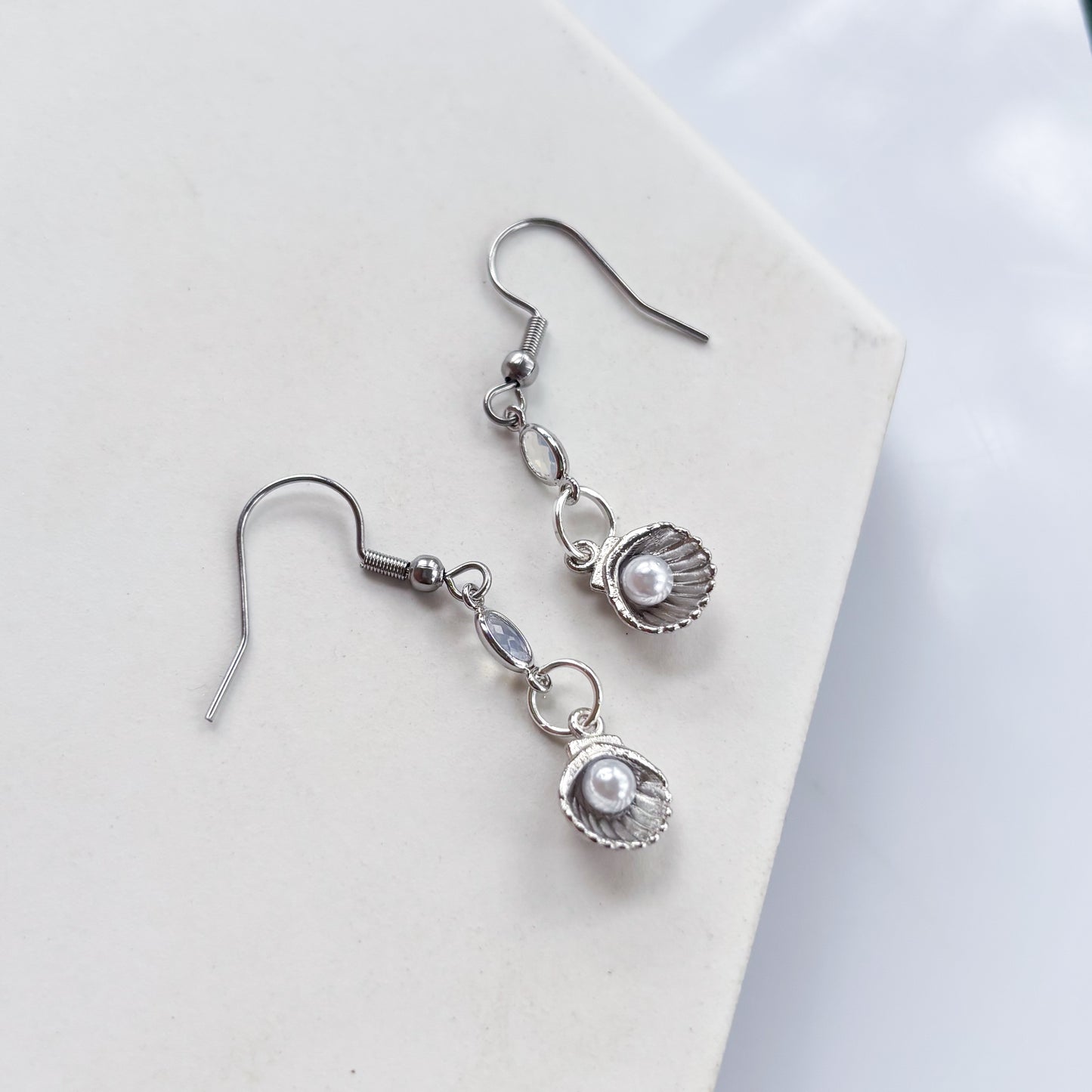 SILVER SEASHELL CHARM EARRINGS
