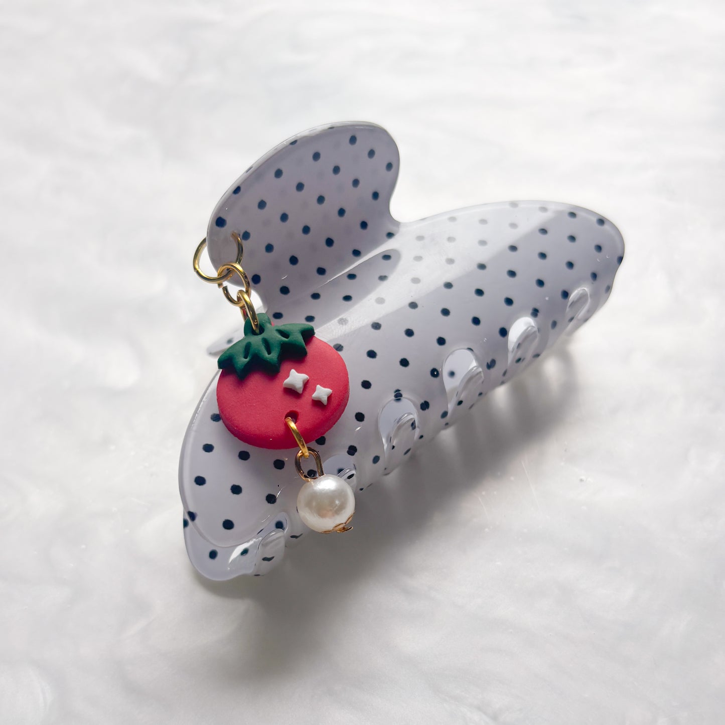 TOMATO CHARM HAIR CLAW