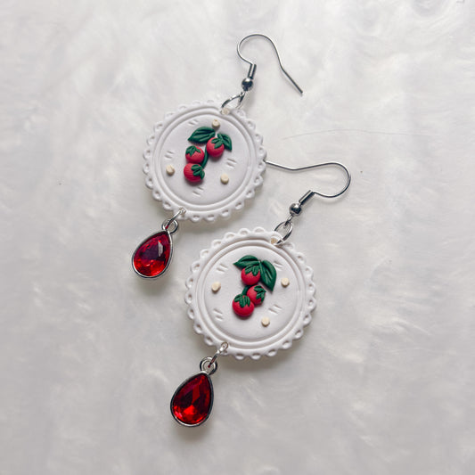 TOMATO CIRCLE EARRINGS