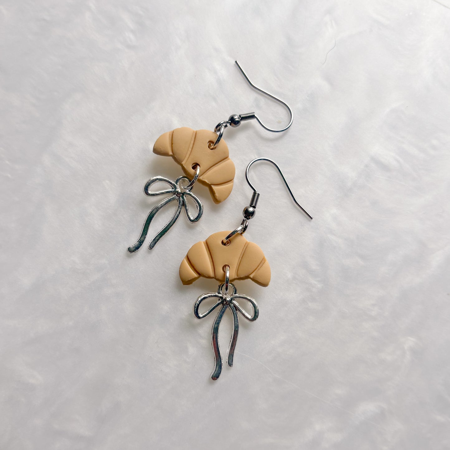 CROISSANTS & BOWS EARRINGS