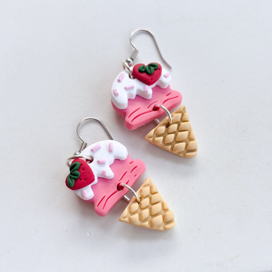 STRAWBERRY ICE CREAM EARRINGS