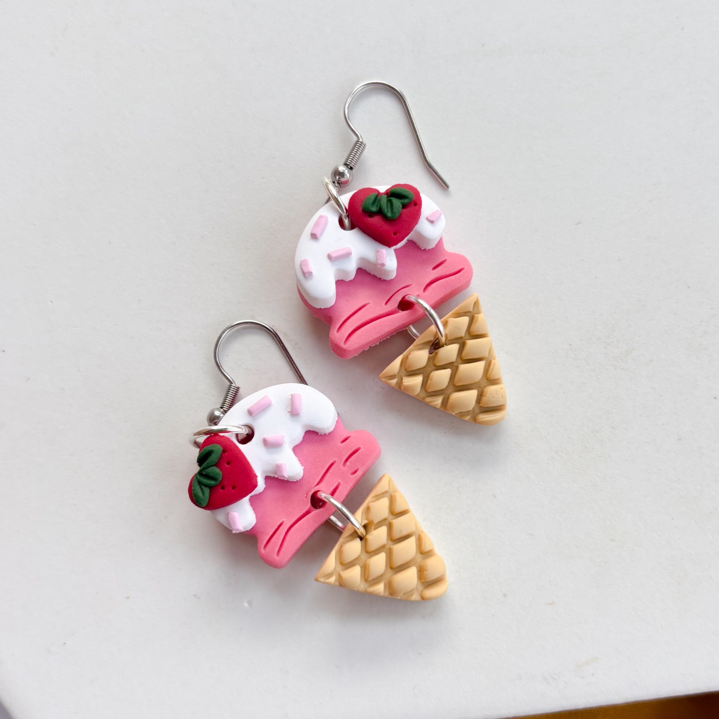 STRAWBERRY ICE CREAM EARRINGS