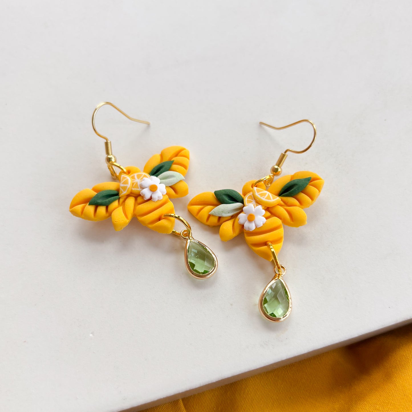 LEMON BEE EARRINGS