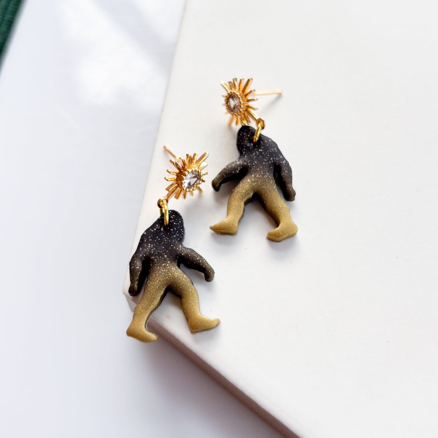 BIGFOOT STUD EARRINGS