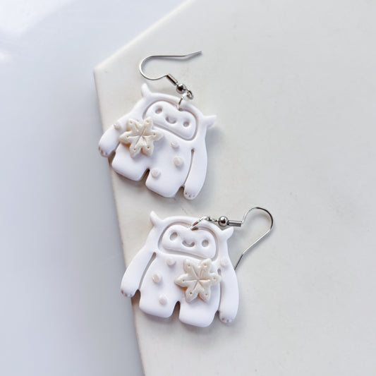 YETI EARRINGS
