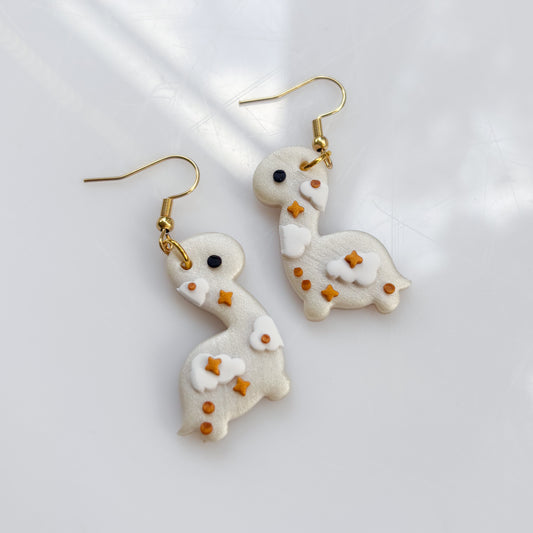 PEARL CLOUDY DINO EARRINGS (BRONTO)
