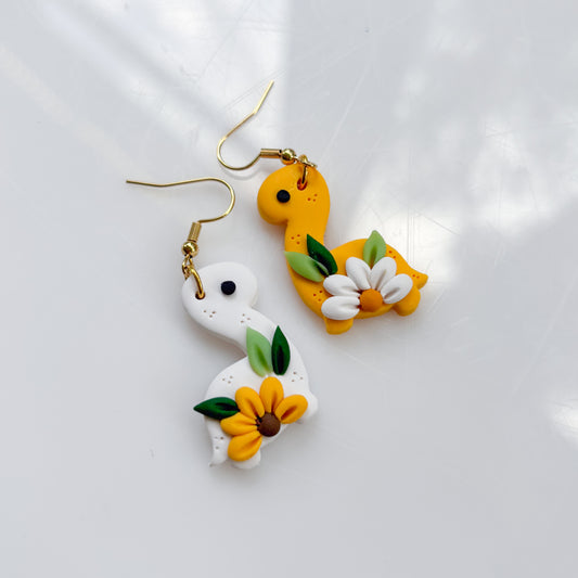 MISMATCHED DAISY SUNFLOWER DINO EARRINGS (BRONTO)