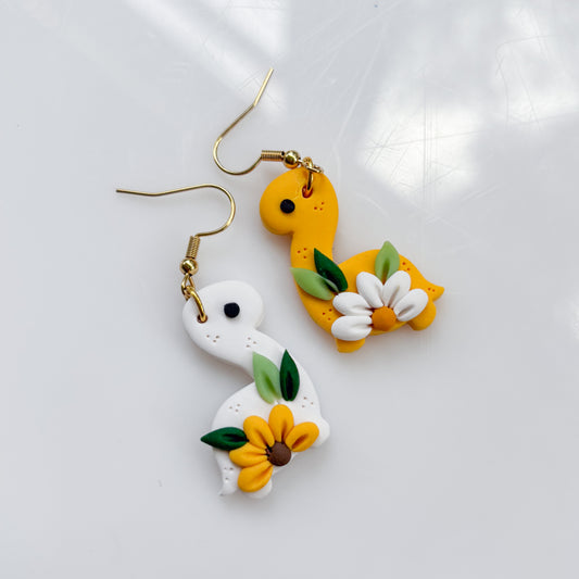 MISMATCHED DAISY SUNFLOWER DINO EARRINGS (BRONTO)