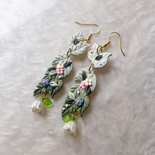 FLORAL LEAF DANGLE EARRINGS