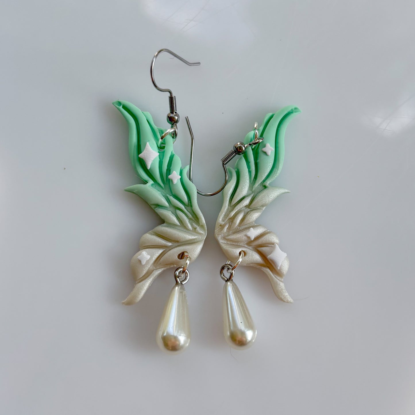 MOJITO MINT FAIRY WING EARRINGS (MINT/PEARL)