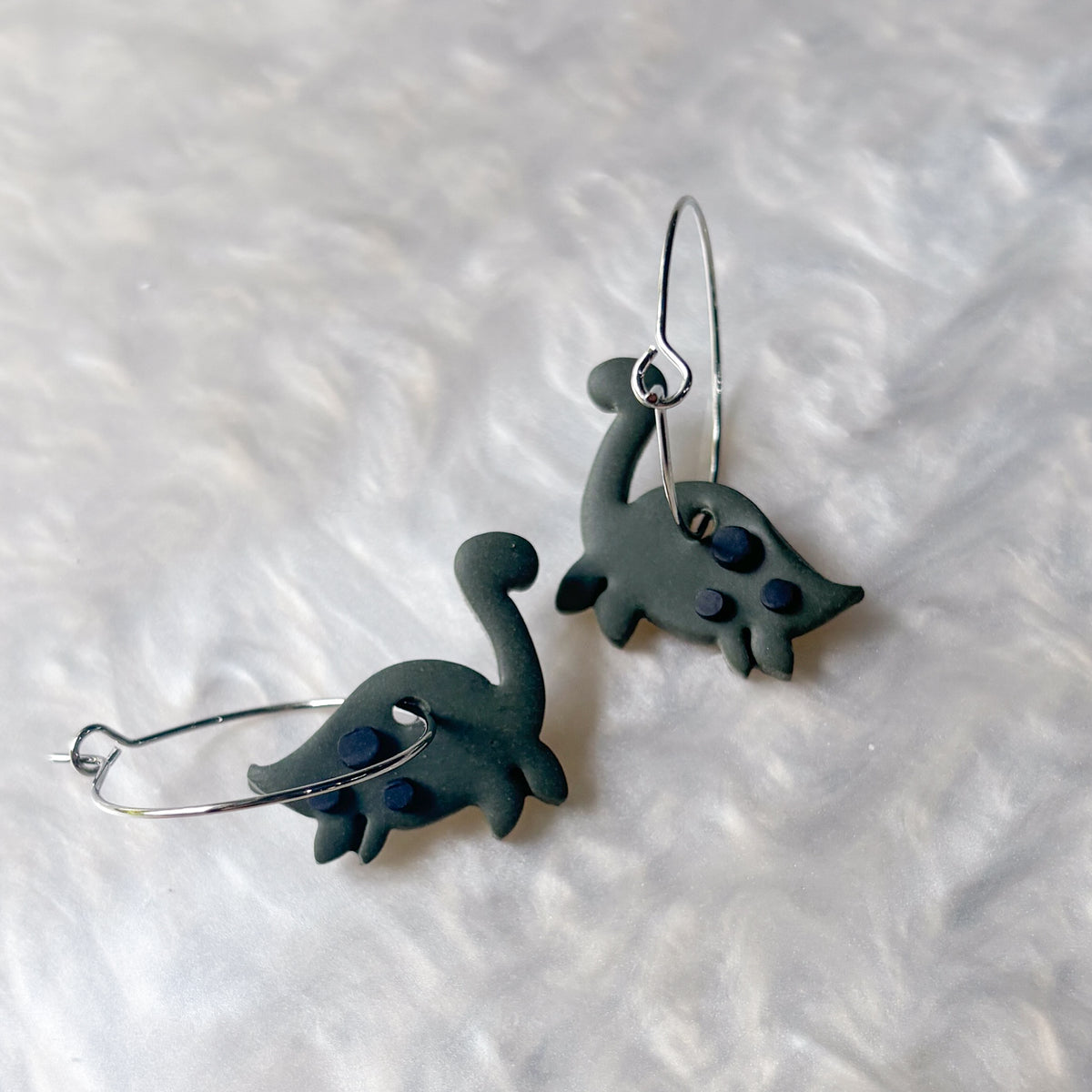 DARK GREEN NESSIE EARRINGS