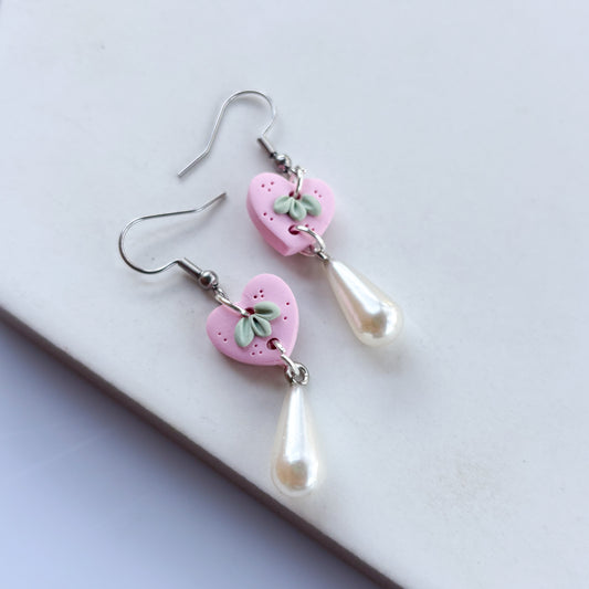 MINI HEARTS & PEARL EARRINGS (PINK)