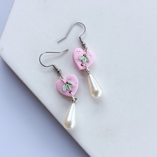 MINI HEARTS & PEARL EARRINGS (PINK)
