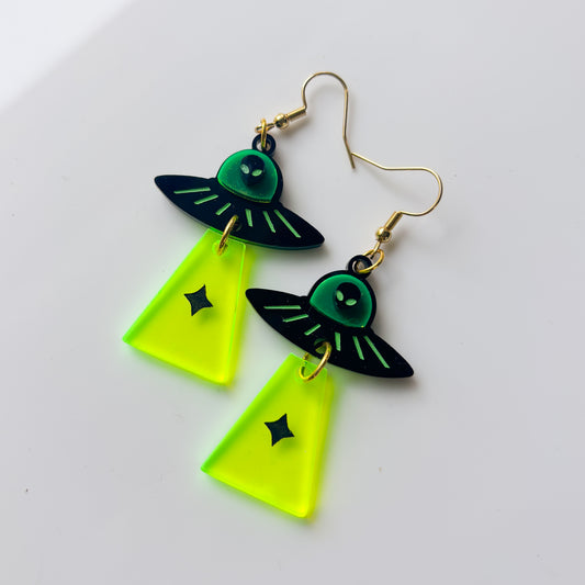 ALIEN UFO ACRYLIC EARRINGS