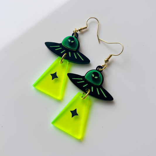 ALIEN UFO ACRYLIC EARRINGS