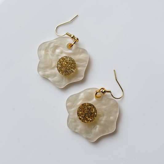 EGG ACRYLIC EARRINGS