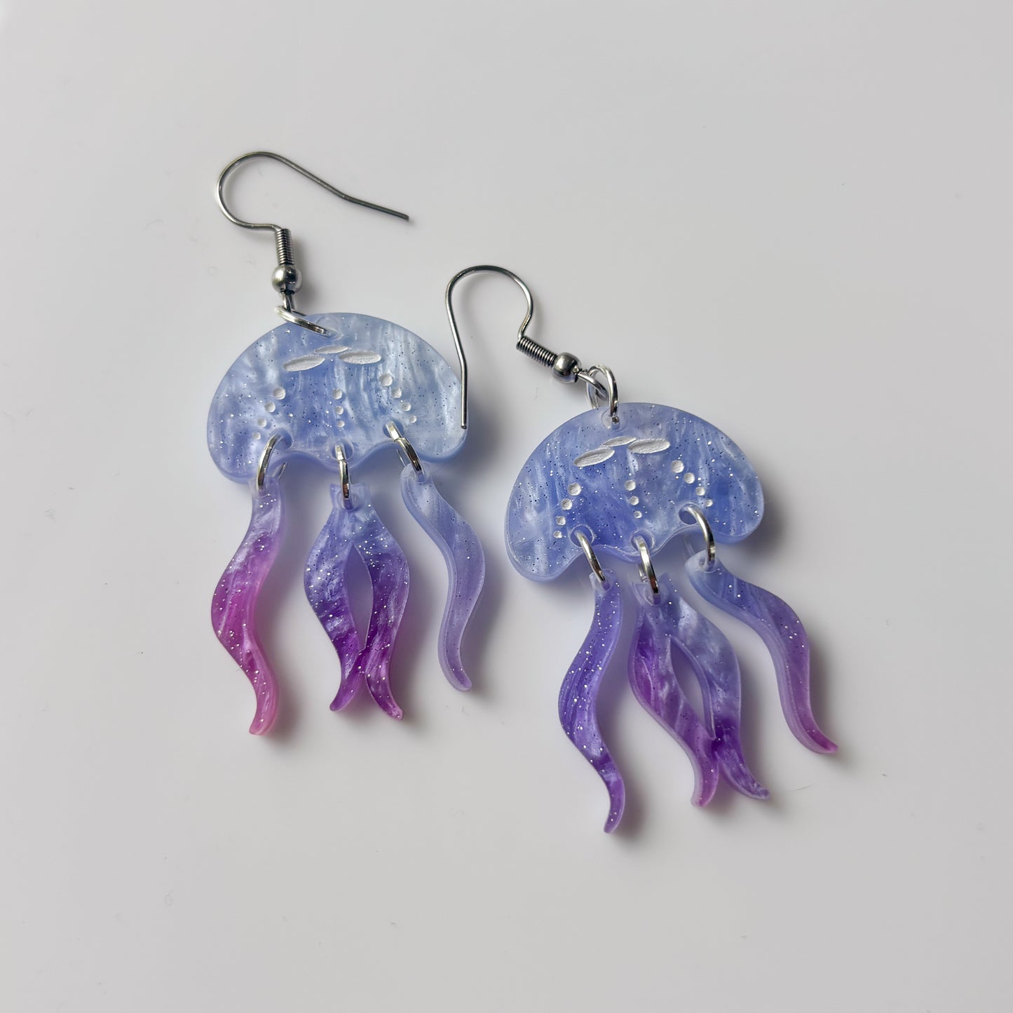 JELLYFISH ACRYLIC EARRINGS