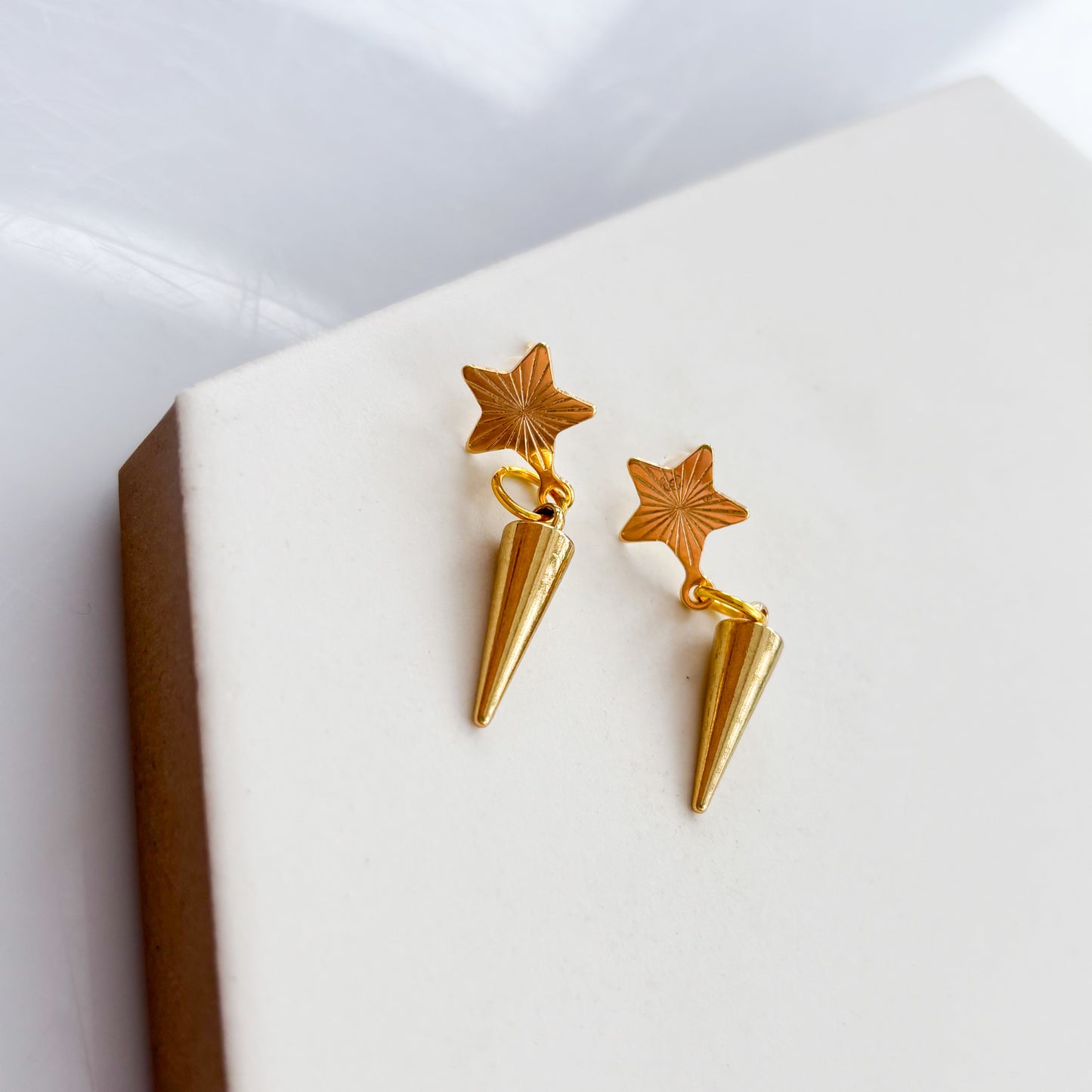 GOLD STAR & SPIKE STUD CHARM EARRINGS