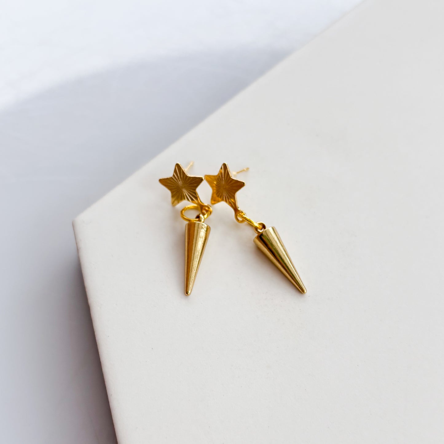 GOLD STAR & SPIKE STUD CHARM EARRINGS