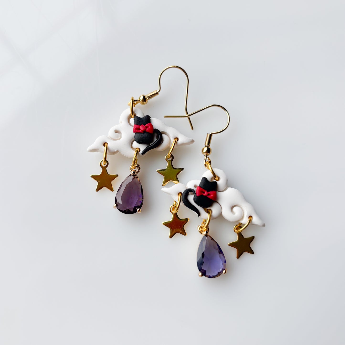 JIJI CAT CLOUD EARRINGS