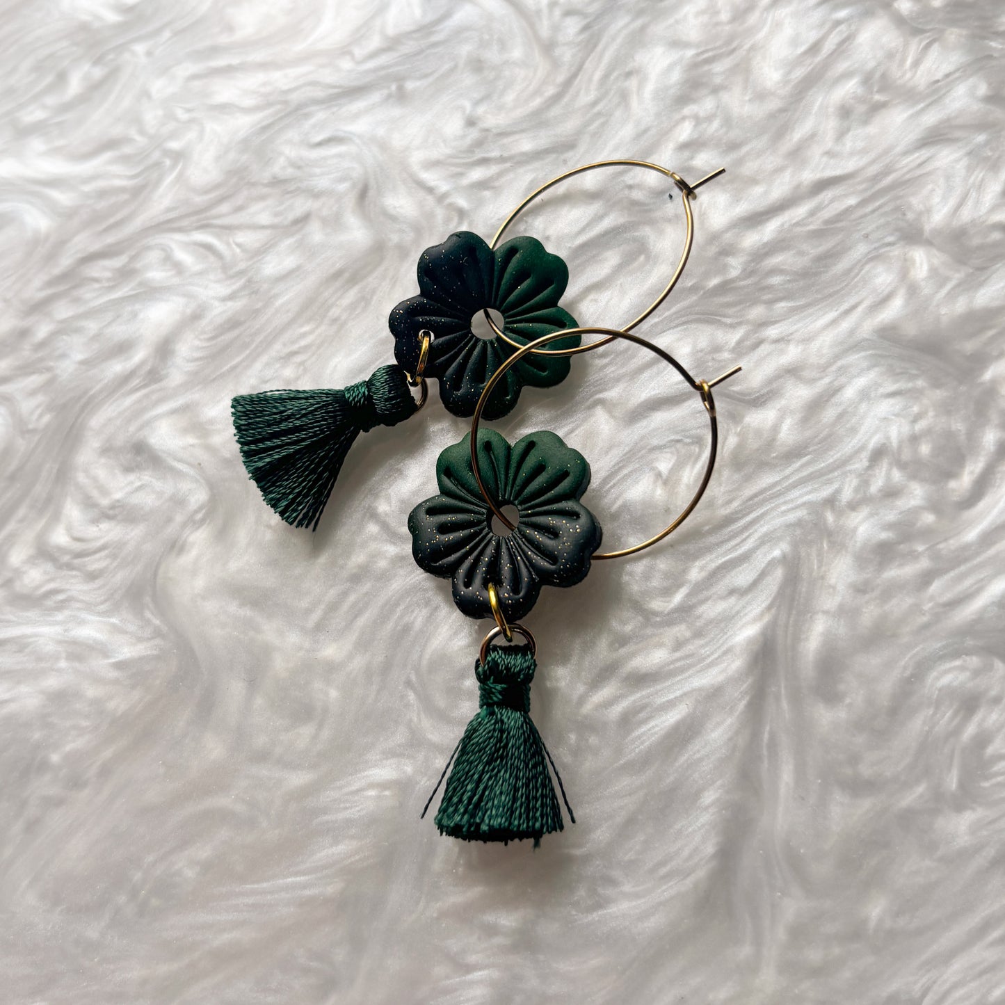 GREEN TWILIGHT FLOWER HOOP EARRINGS