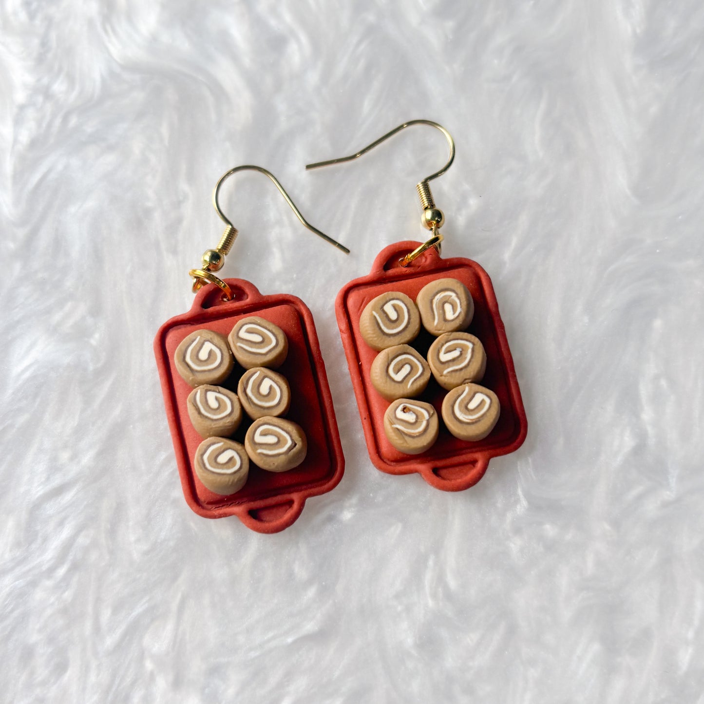 CINNAMON ROLL TRAY EARRINGS