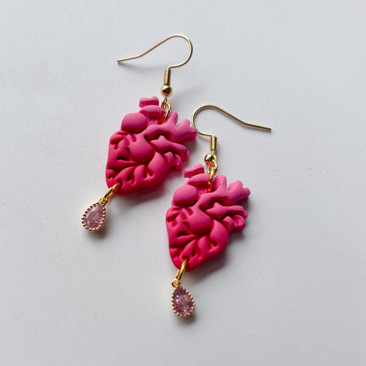 RED/PINK OMBRE ANATOMICAL HEART EARRINGS