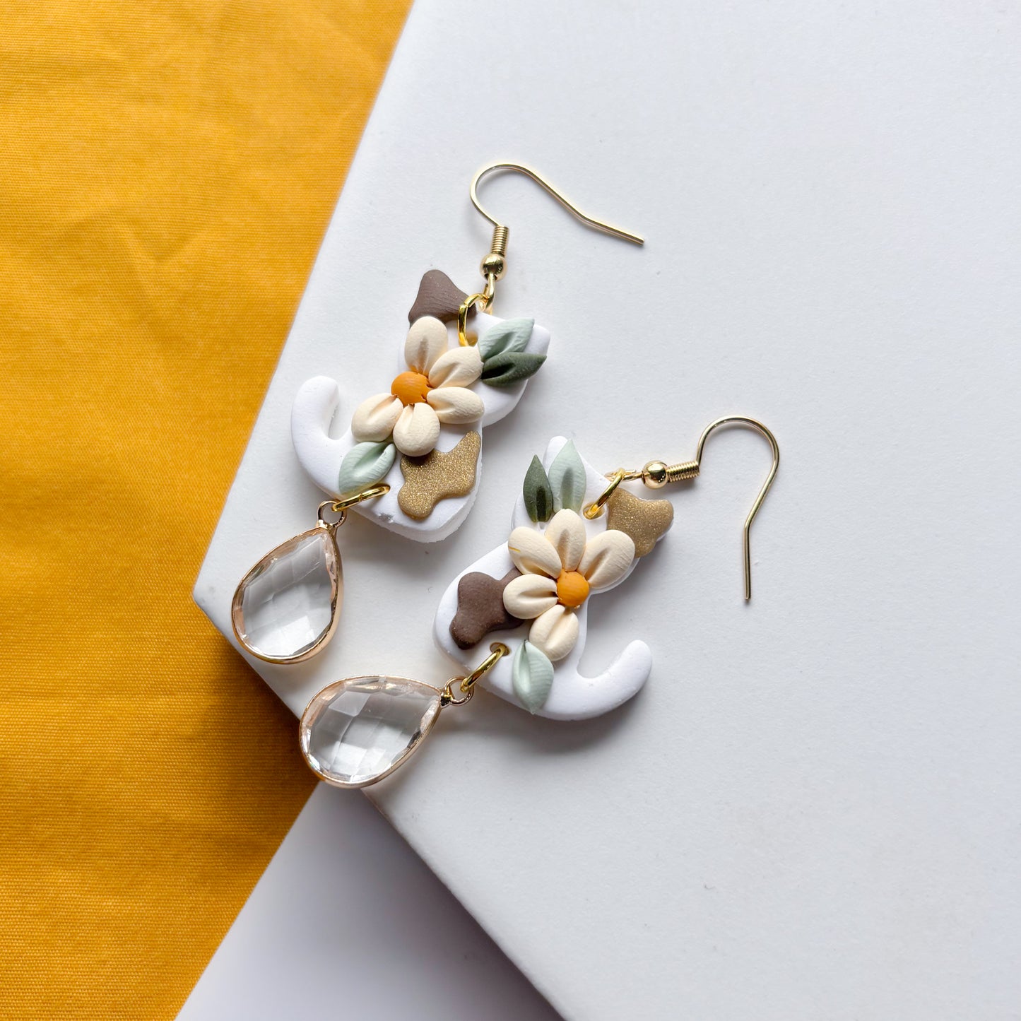 DAISY CAT EARRINGS