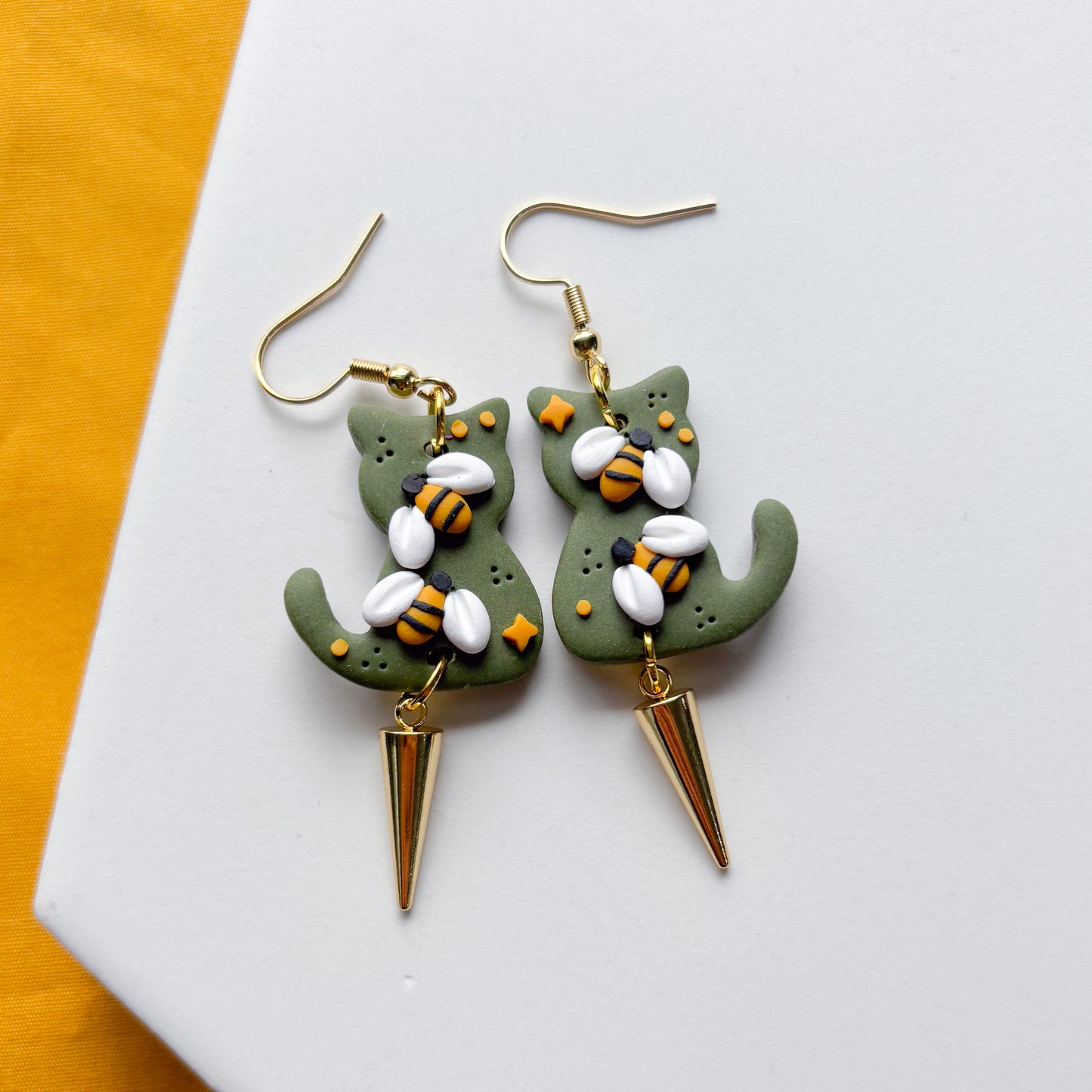 BEE CAT EARRINGS
