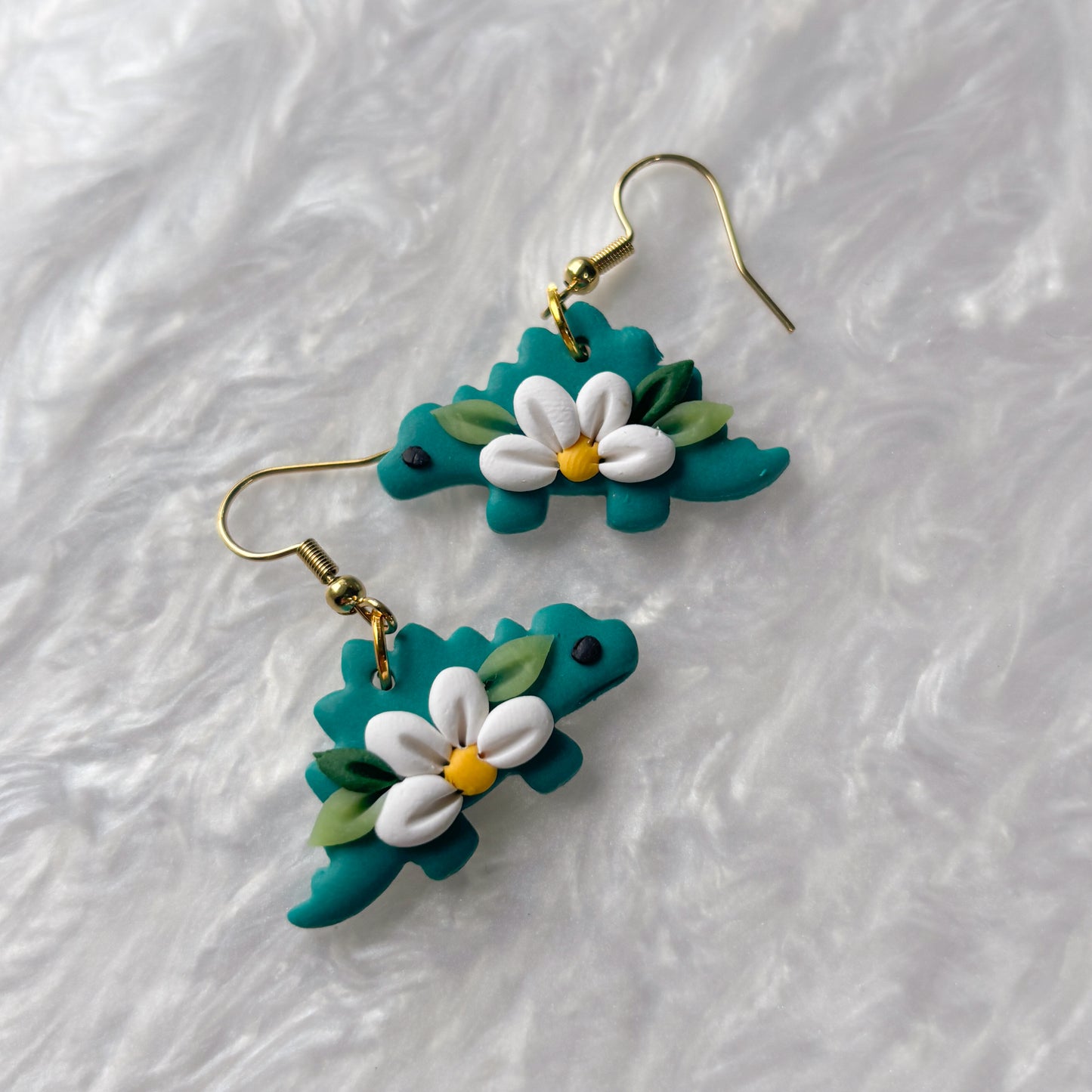 DAISY DINO EARRINGS (STEGOSAURUS)