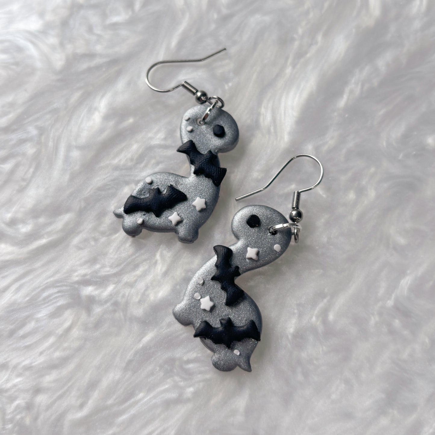 BAT DINO EARRINGS (BRONTO)