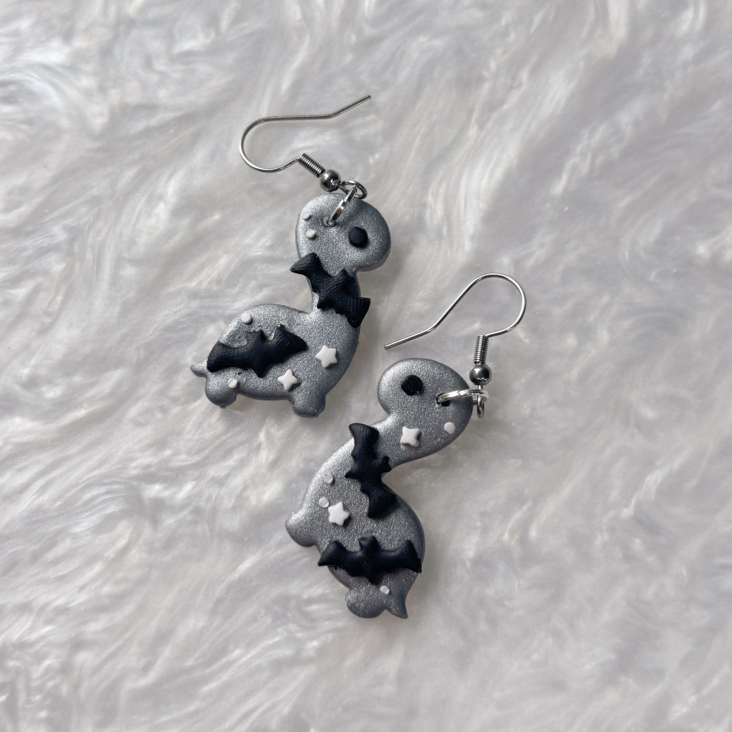 BAT DINO EARRINGS (BRONTO)