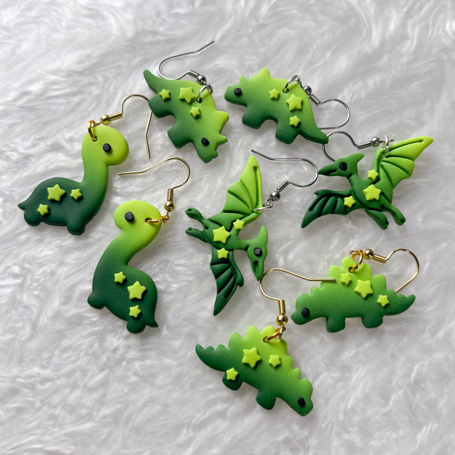 GRADIENT GREEN WITH STARS DINO EARRINGS (STEGOSAURUS)