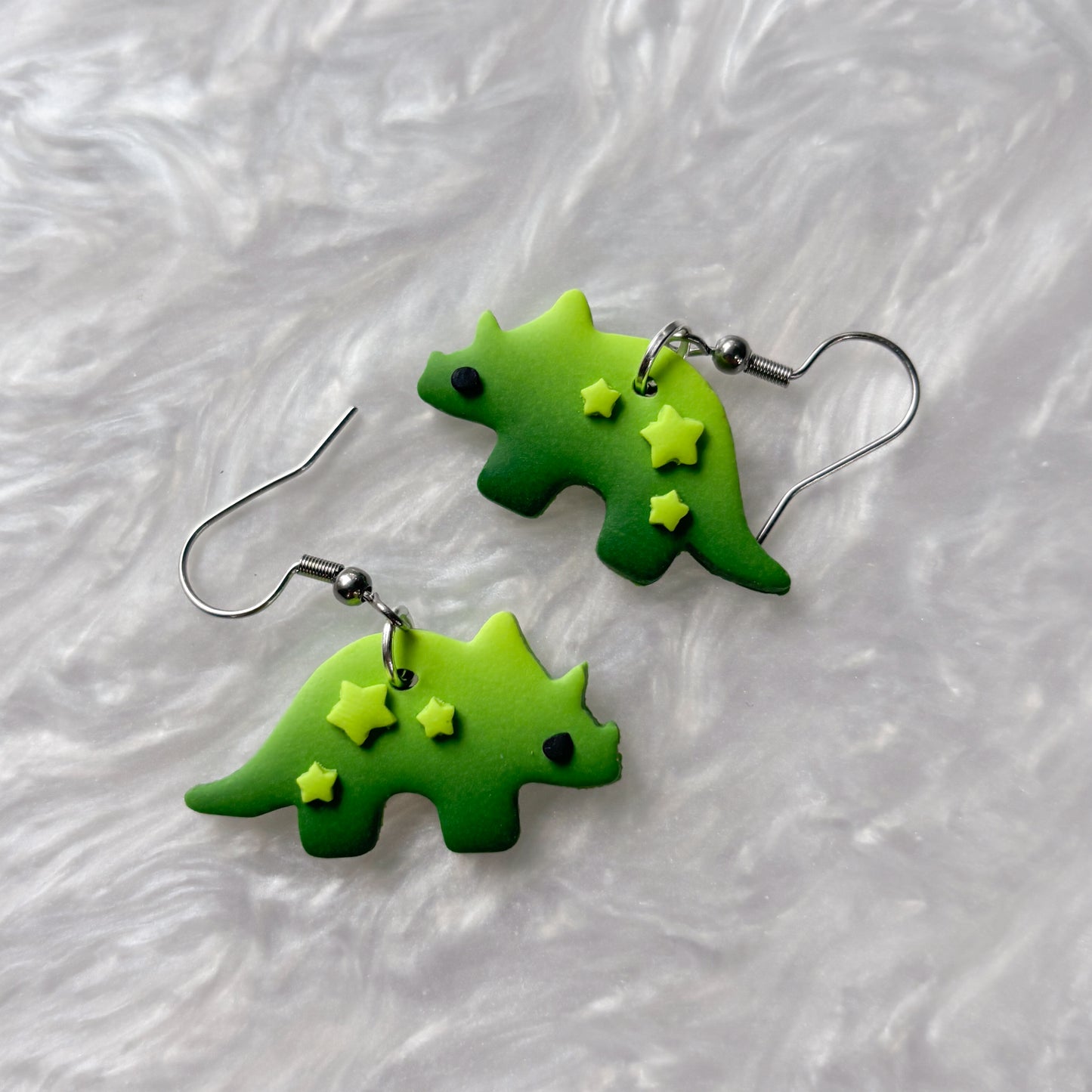GRADIENT GREEN WITH STARS DINO EARRINGS (TRICERATOPS)